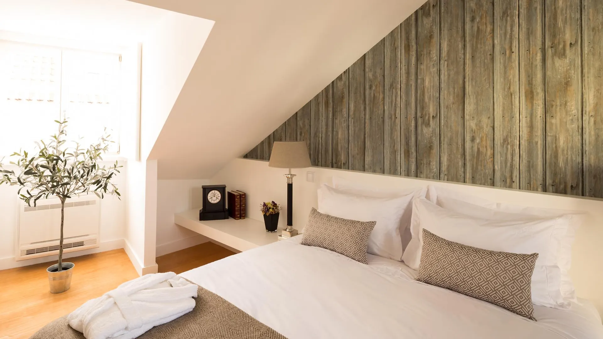 Dear Lisbon - Charming House Bed & Breakfast